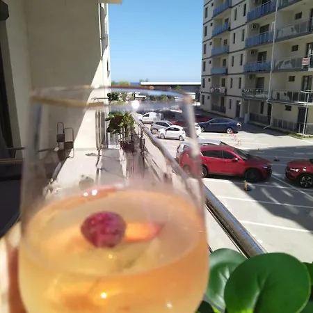 No.11 Astoria Beach Mamaia